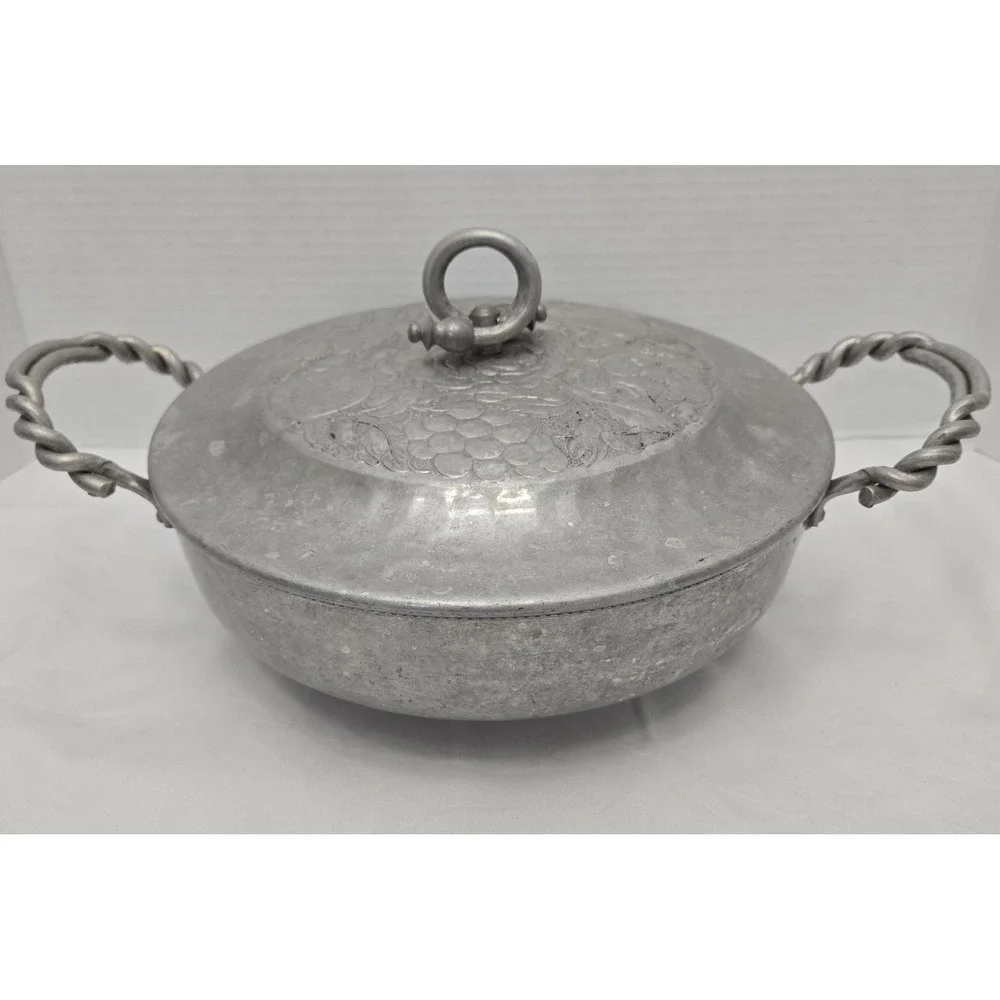 Vintage Hand Forged Hammered Aluminum Cromwell Metal Casserole Dish w/Floral Lid